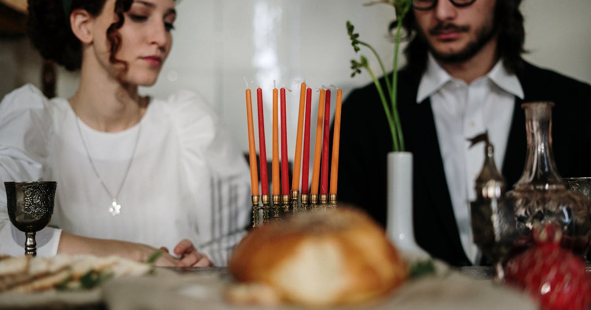 מה זה שומר נגיעה – צניעות וערכים בזוגיות דתית