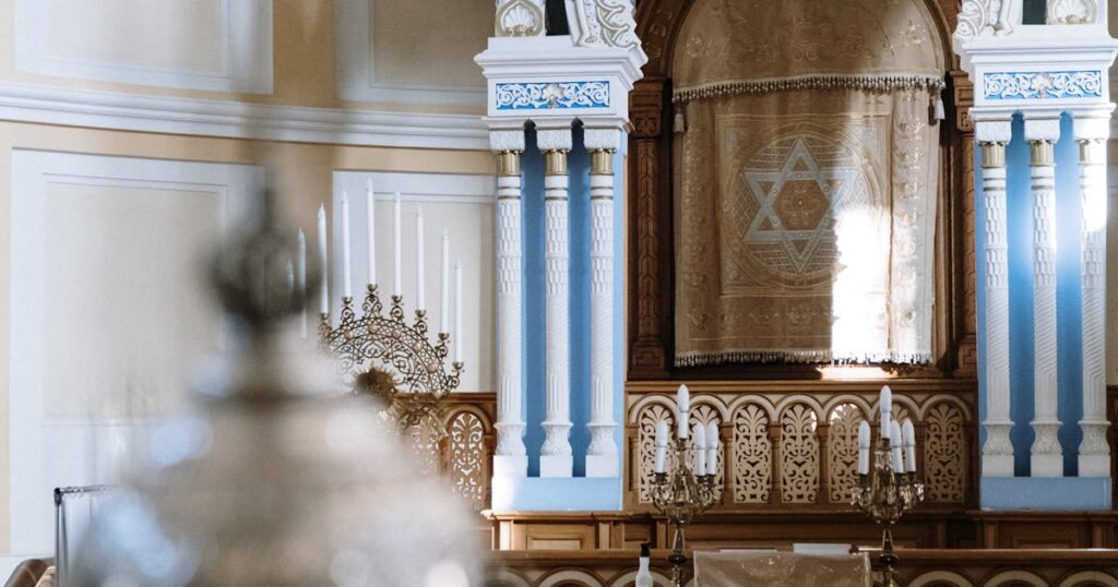 בית כנסת ופרשת השבוע